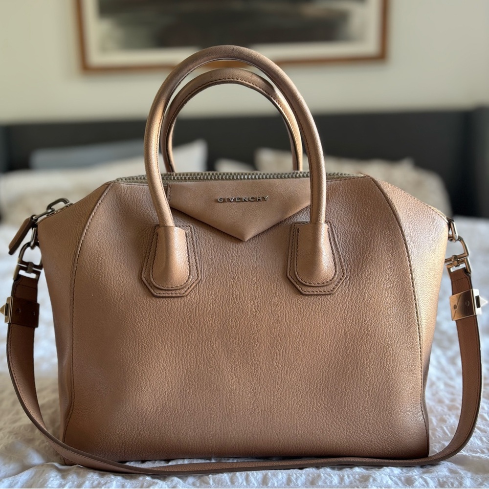 Givenchy Antigona